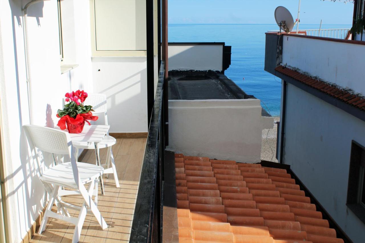 Casa Peppino Διαμέρισμα Letojanni Εξωτερικό φωτογραφία